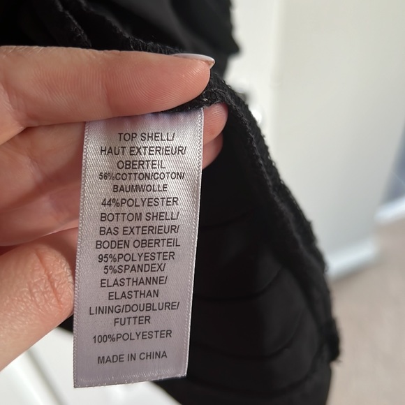 Body con dress with lace top - Picture 4 of 7